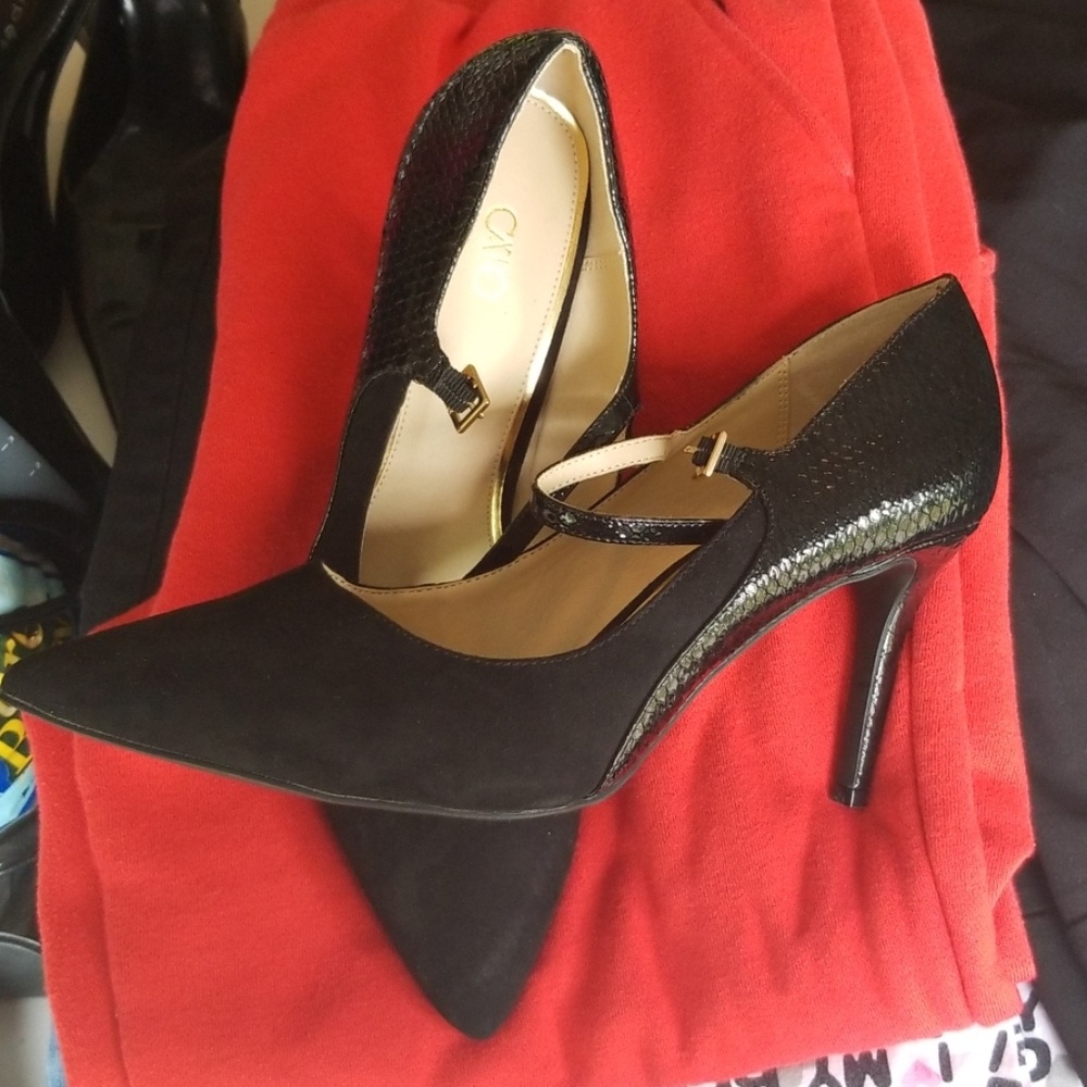 Black Heel